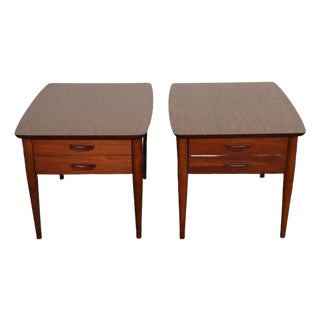 Pair of Vintage Laminate and Walnut Single-Drawer Nightstands / End Tables by Lane For Sale