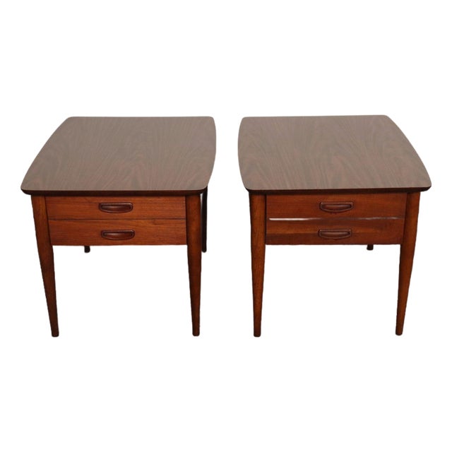 Pair of Vintage Laminate and Walnut Single-Drawer Nightstands / End Tables by Lane For Sale