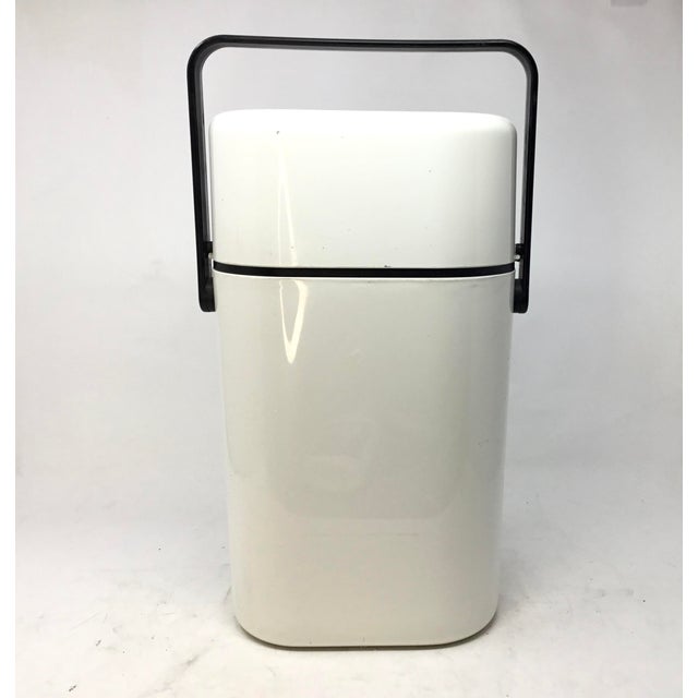 White Iconic Postmodern Design: 1978 Décor "Byo 545" Wine Caddy by Richard Carlson (MoMA Collection) For Sale - Image 8 of 10