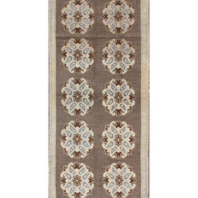 Tribal Tribal Turkish Hand Knotted Oushak Carpet With Floral Medallions in Taupe, Ivory and Blue For Sale - Image 3 of 8