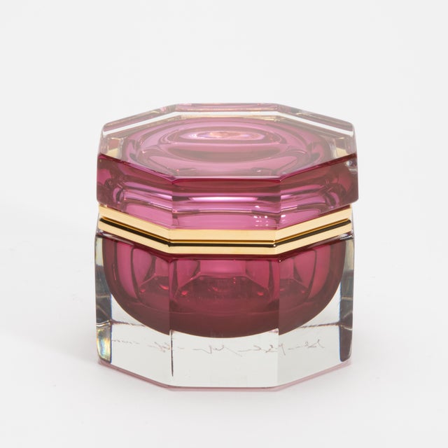 Hand-Blown Murano Box in Ruby With Brass Fittings For Sale In Los Angeles - Image 6 of 8