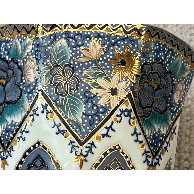 Ceramic Japanese Imari Style Jardiniere For Sale - Image 7 of 11