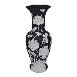 Vintage MCM Andrea by Sadek Black White Vase Made in Japan 14" Asian Porcelain Decor For Sale