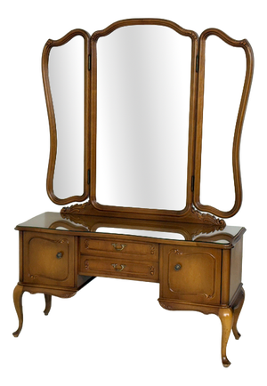 Chippendale Dressing Table in Wood