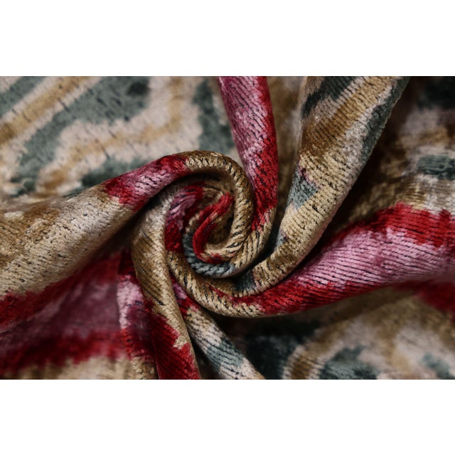 2020s Hand-Knotted Scroll Ikat Silk Velvet Pillow - 20x20 Sand & Raspberry For Sale - Image 5 of 8