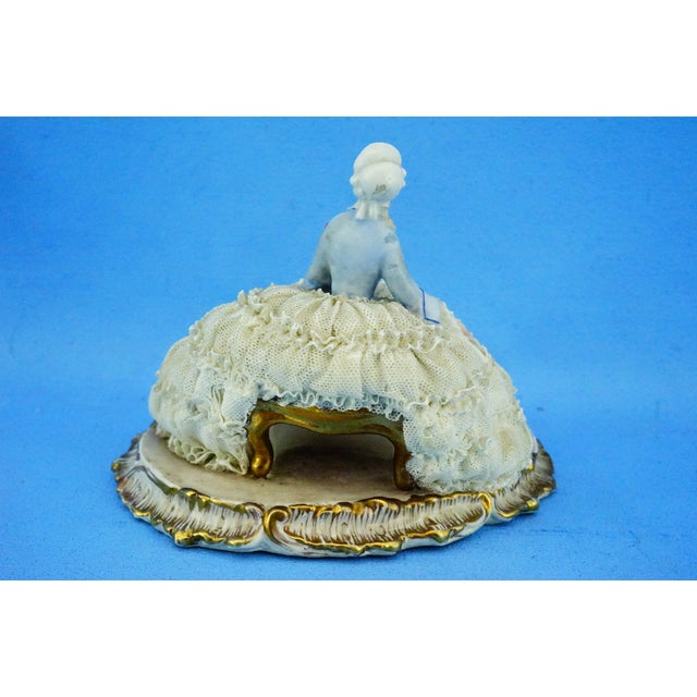 Luigi Fabris, Sculpture Venetian Lady, Crinoline Lace Flowers, 1890s, Porcelain For Sale - Image 6 of 18