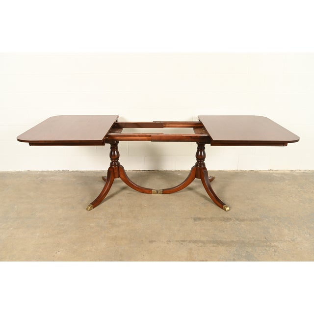1950s Drexel Georgian Mahogany Double Pedestal Extension Dining Table, Newly Refinished For Sale - Image 5 of 15