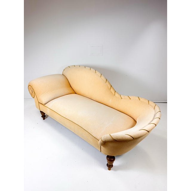 Victorian Early 20th Century Swedish Chaise Lounge For Sale - Image 3 of 9
