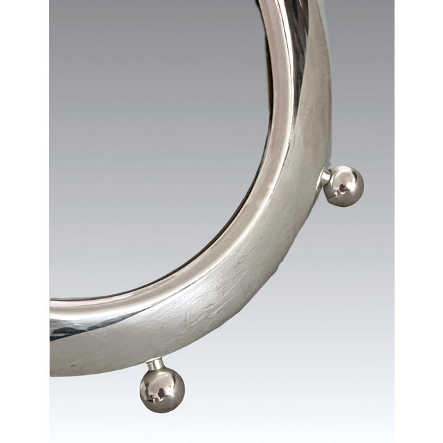 English Elegant English Silver Plated Oval Photo Picture Frame 5 X 7" For Sale - Image 3 of 6