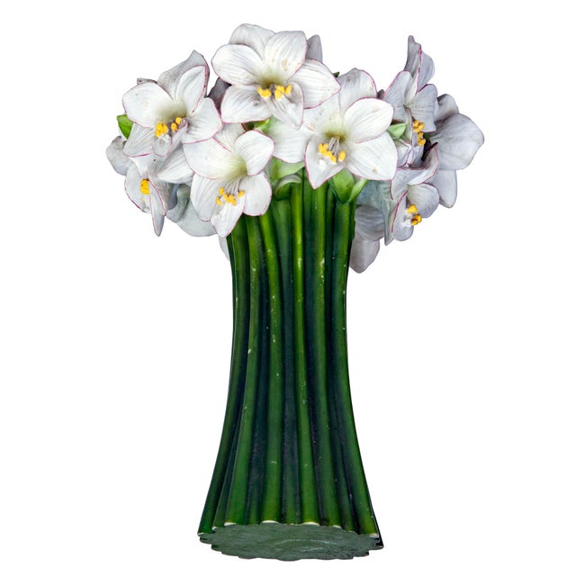 Vintage Amarillis Resin Flower Vase For Sale In Los Angeles - Image 6 of 9