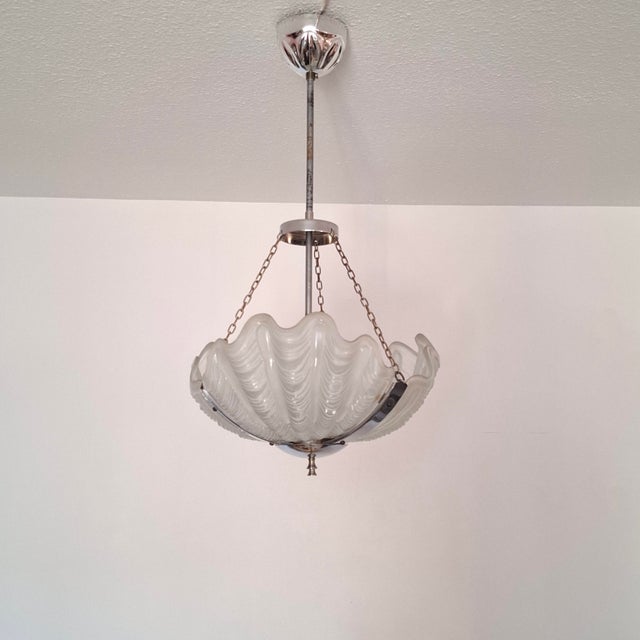 Ivory Art Deco Pendant Light with Shell-Shaped Glass Shade, 1930s For Sale - Image 8 of 17