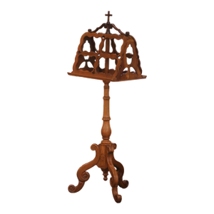 18th Century French Louis XVI Walnut Lectern Lutrin With Tripod Base
