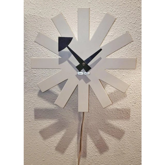 Pop Art Asterisk Clock by Irving Harper for Howard Miller, 1960s For Sale - Image 3 of 9