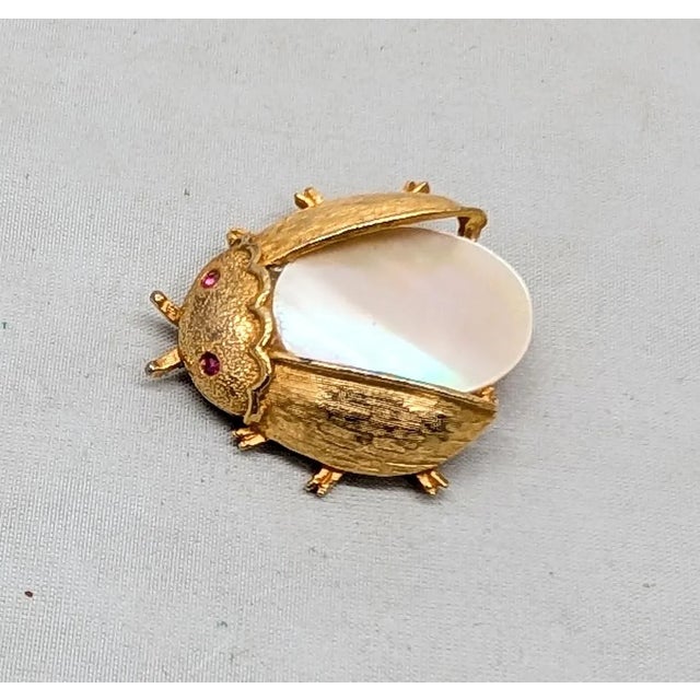 Napier Vintage 1970s Napier Goldtone Mother-of-Pearl Bug Brooch For Sale - Image 4 of 8