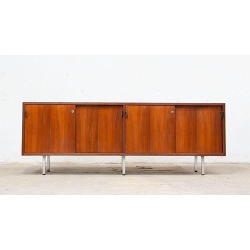 Credenza by Florence Knoll for Knoll International, 1960s For Sale - Image 9 of 10