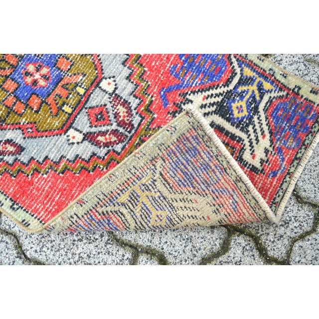 1960s 1960 Vintage Oushak Handmade Small Rug For Sale - Image 5 of 6
