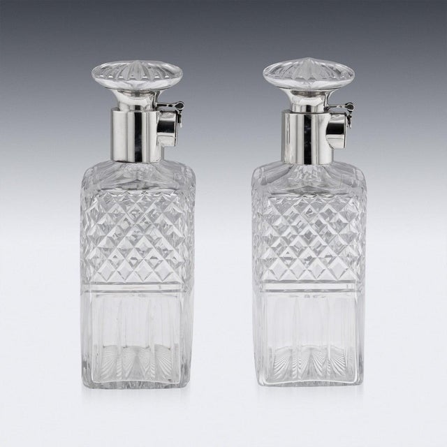 Antique English Locking Decanters in Silver and Cut Glass, 1925, Set of 2 For Sale - Image 18 of 18