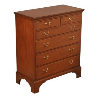 Kittinger Williamsburg Adaptation Georgian Style Mahogany Chest Of Drawers For Sale