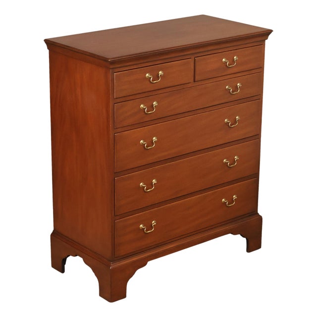 Kittinger Williamsburg Adaptation Georgian Style Mahogany Chest Of Drawers For Sale