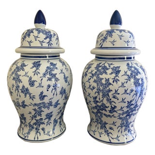 Chinoiserie Large Blue and White Porcelain Ginger Jars, Pair For Sale