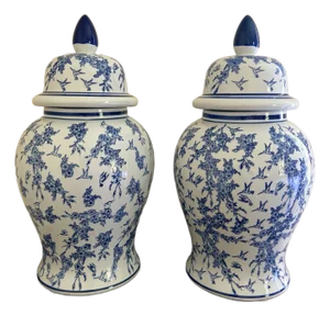 Chinoiserie Large Blue and White Porcelain Ginger Jars, Pair