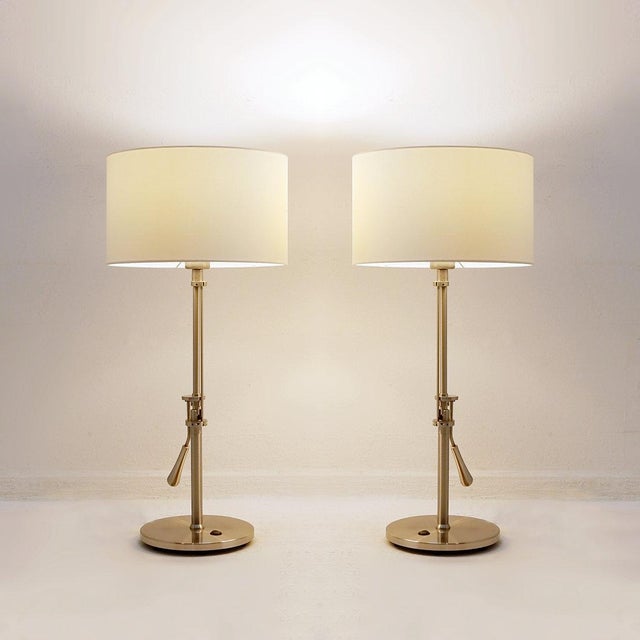 Desk lamp - Design - Vintage Measures : Base : Ø 20cm H:66cm Cream shade Ø : 53cm Adjustable table lamp with multiple...