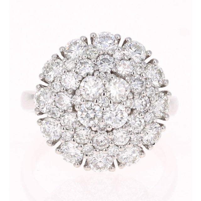 Modern 2.67 Carat Diamond Cocktail 14 Karat White Gold Ring, Size 6.5 For Sale - Image 3 of 7