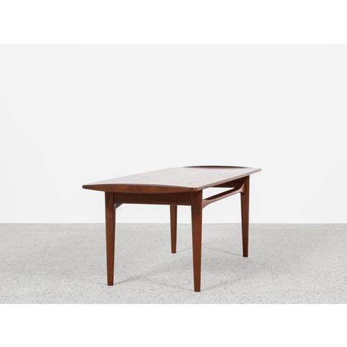 This coffee table is designed by Tove & Edvard Kindt-Larsen and manufactured by France & Søn in Denmark in the 1960s....