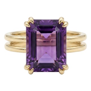 14k Yellow Gold Plated Emerald-Cut Amethyst Statement Ring – Double Band Solitaire Ring, Size 7 For Sale