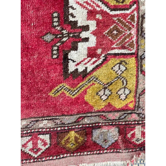 Mid-Century Turkish Yastik Rug from Bobyrugs, 1950s For Sale - Image 6 of 11