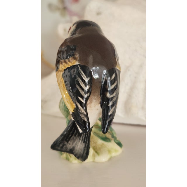 1970s English Beswick Goldfinch Porcelain Bird Figurine, Model 2273 For Sale - Image 4 of 12