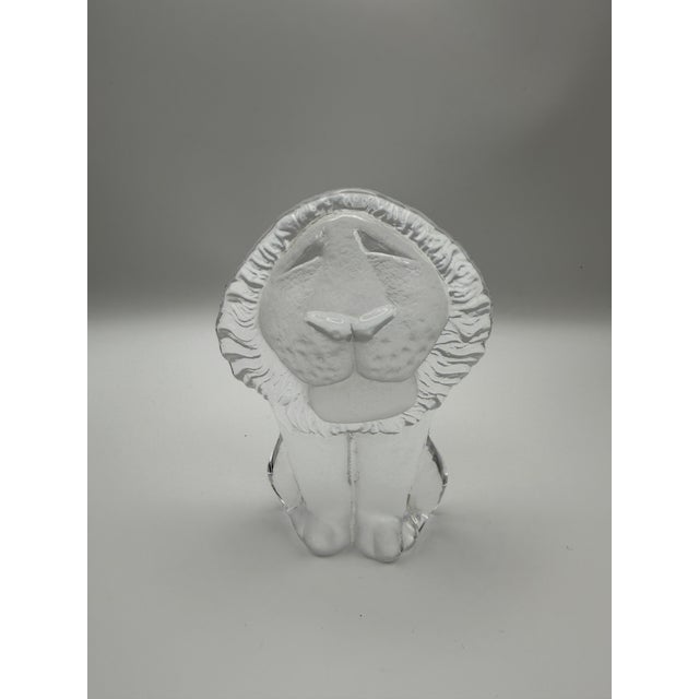 Royal Krona Art Glass Sitting Lion Paperweight by Mats Jonasson
