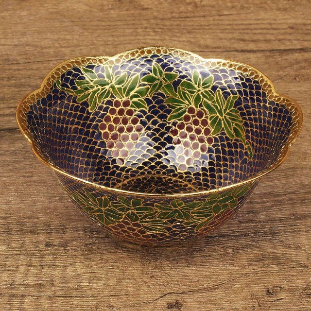 Eggshell Set of 4 Vintage Cloisonné Enamel Bowls – Eggshell Technique, Lotus Motif, Gilded For Sale - Image 8 of 12