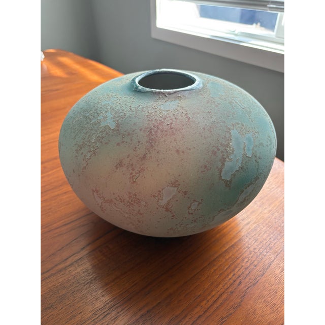 Contemporary Large Tony Evans Ancient Sands Pink Blue Mauve Raku Pottery Vase Signed No. 508 For Sale - Image 3 of 7
