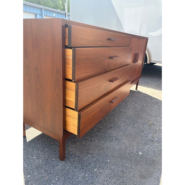 Richard Artschwager Studio Crafted Four Drawer Walnut Credenza Dresser, 1960s-Unsigned For Sale - Image 11 of 12