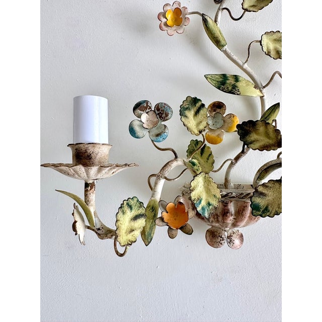 Boho Chic Vintage Florentine Style 2-Light Floral Tole Wall Sconces in Hand-Painted Polychrome Metal, 1960s, Set of 2 For Sale - Image 3 of 18