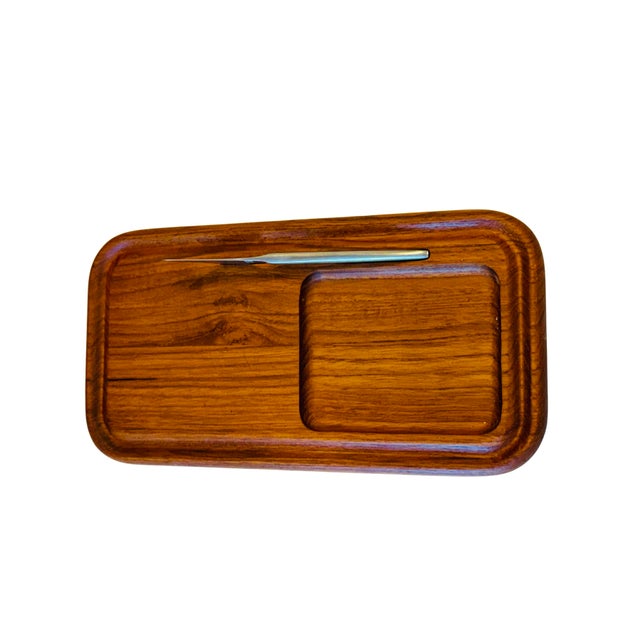 Kalmar Vintage Mid-Century Modern Kalmar Designs Teak Cheese Board & Serving Tray With Original Stainless Knife For Sale - Image 4 of 9