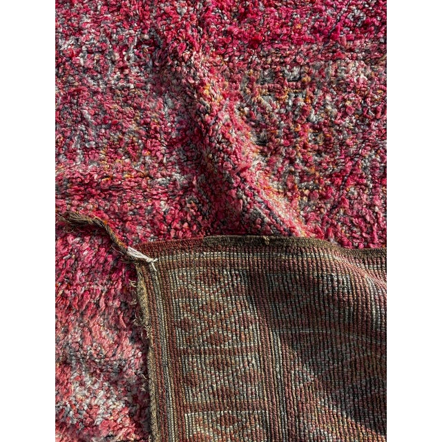 Boho Chic Moroccan Boujad Vintage Wool Rug For Sale - Image 6 of 9