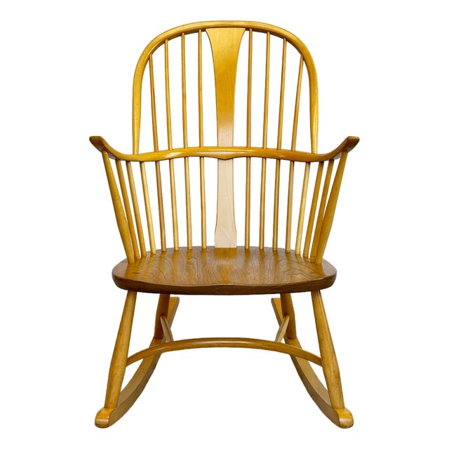 Model 7912 Chairmakers Rocking Chair by Lucian Ercolani for Ercol, 1970s For Sale