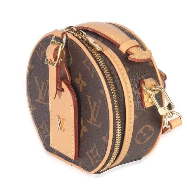 Inspired by a popular accessory from the 19th century, Louis Vuitton reinvents the hat box into an everyday bag. A nod to...