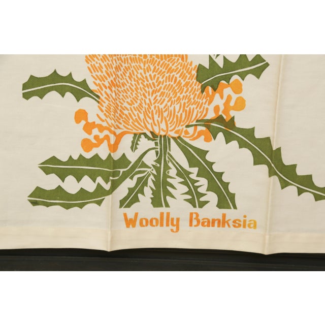 Mid-Century Boho Apron (Never Used) With Screen-Printed Thistle Motif in Warm Yellow and Olive Green For Sale In San Diego - Image 6 of 11