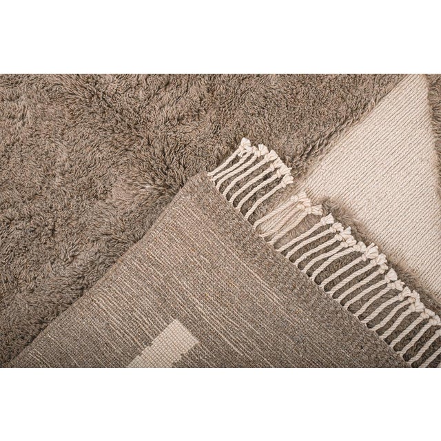 Textile Bold Zigzag Hand-Knotted Moroccan Wool Rug | 10'5" X 6'10" | One of a Kind For Sale - Image 7 of 7