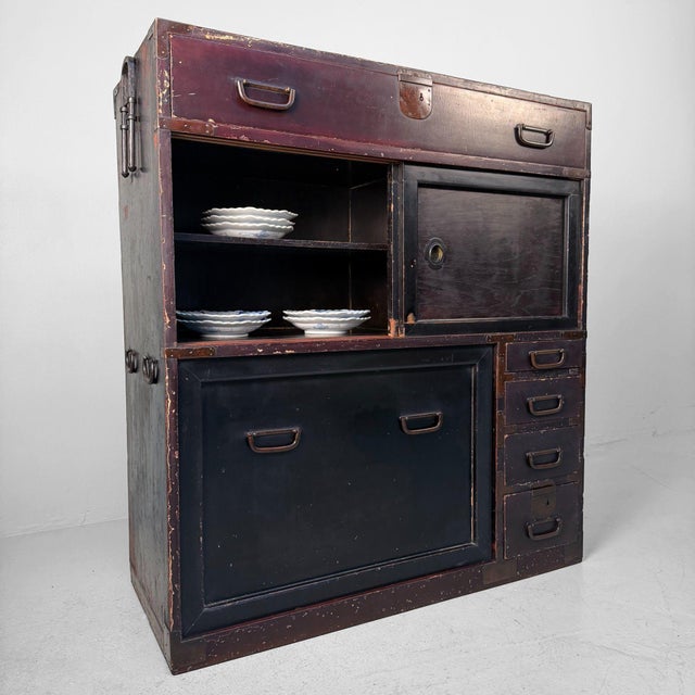 Japanese Mizuya Tansu Storage Cabinet, 1900s For Sale - Image 5 of 18