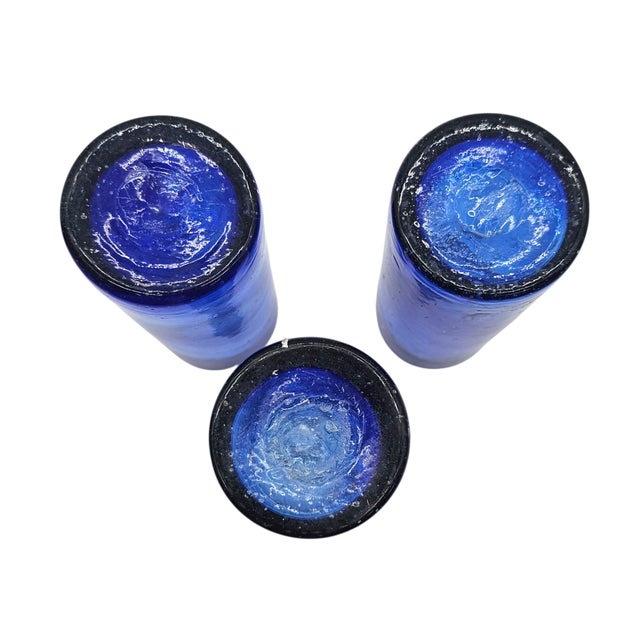 Late 20th Century Mexican Hand Blown Cobalt Bubble Glass Tumblers – Set of 3 Artisan Vintage For Sale - Image 5 of 5