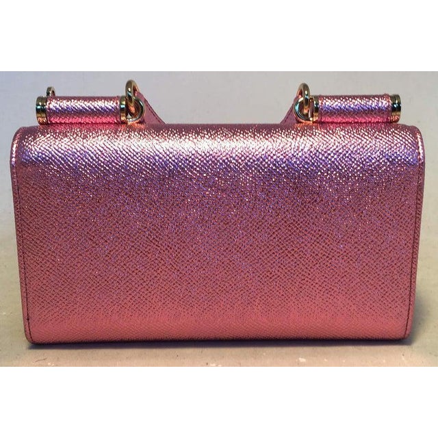 2010s Dolce and Gabbana Pink Sicily Von Wallet Cell Phone Clutch Purse For Sale - Image 5 of 10