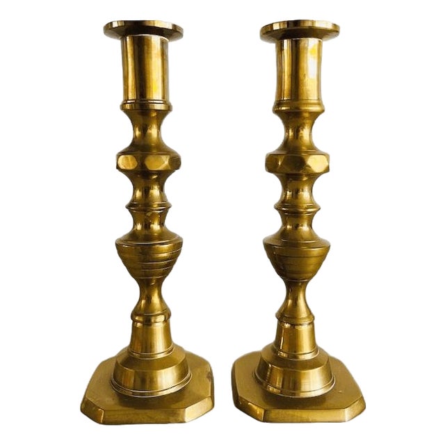 Antique English Brass Pusher Candlesticks, 1890s, Set of 2 For Sale
