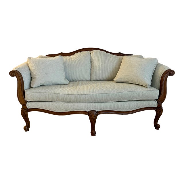 Evette Settee/Sofa in Cream Chenille Attributed to Ethan Allen For Sale