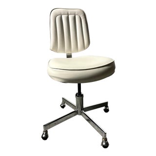 Mid Century Modern Vintage Rolling Office Chair in White Vinyl For Sale