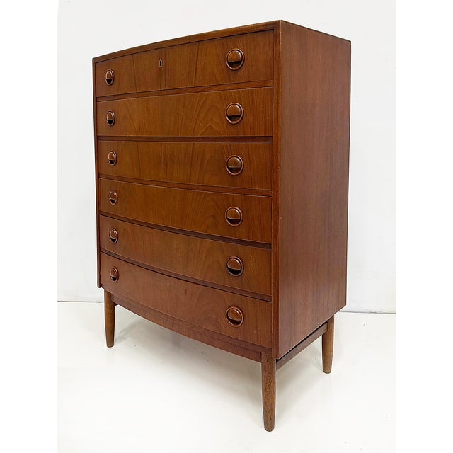 Mid-Century Danish Modern Teak Curved Chest of Drawers, Kai Kristiansen Style For Sale - Image 4 of 8