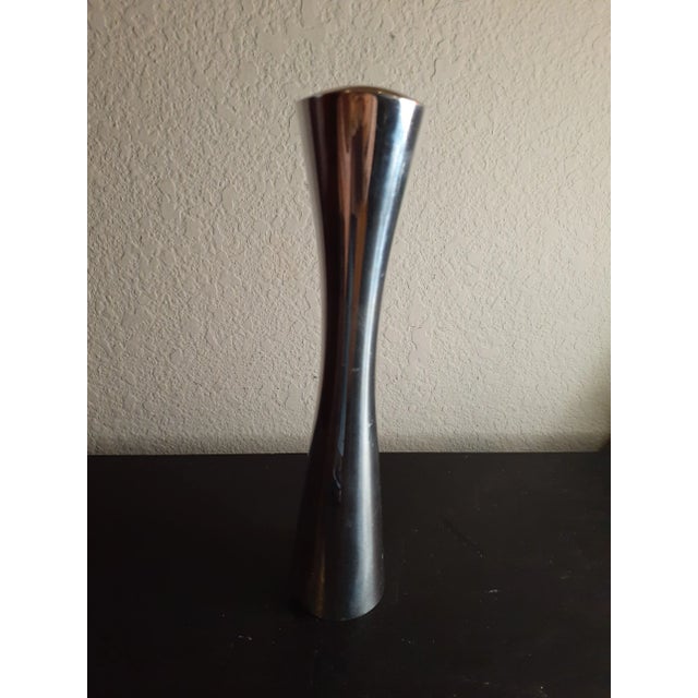 Art Deco 1970s Nambe Studio Deco Vase For Sale - Image 3 of 6